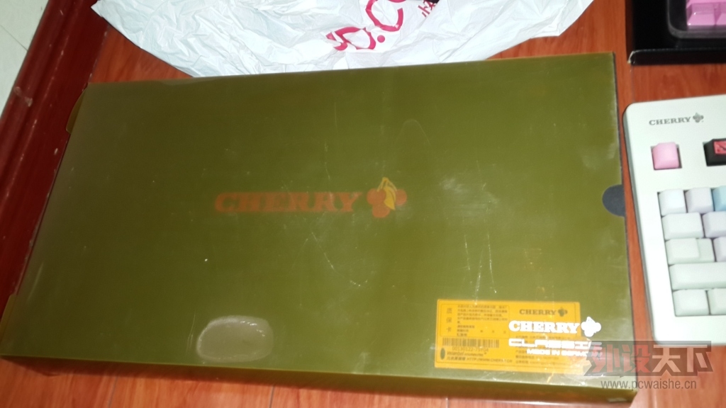 ���Ϻ�������A�μ�ñ ����108 ������4G ������ LEEţ�п� cherry3000 һЩ��ñ