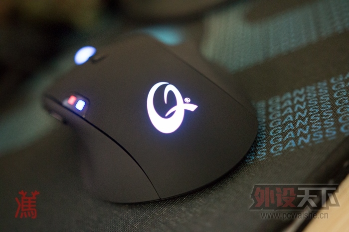 ���������ϡ�ү�� QPAD 8K Laser��ϸ��