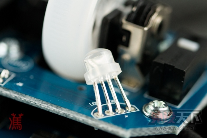 ���������ϡ�ү�� QPAD 8K Laser��ϸ��