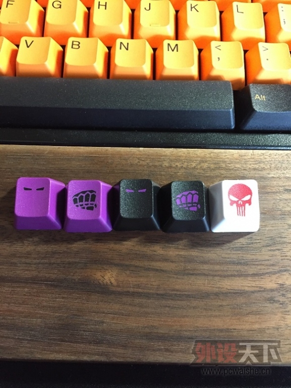 ���Ϻ������Զ�ɫ��S4���