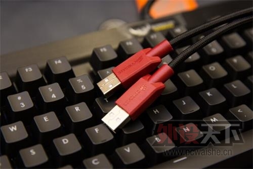 ��ת�ء�������K70 RBG���̿������