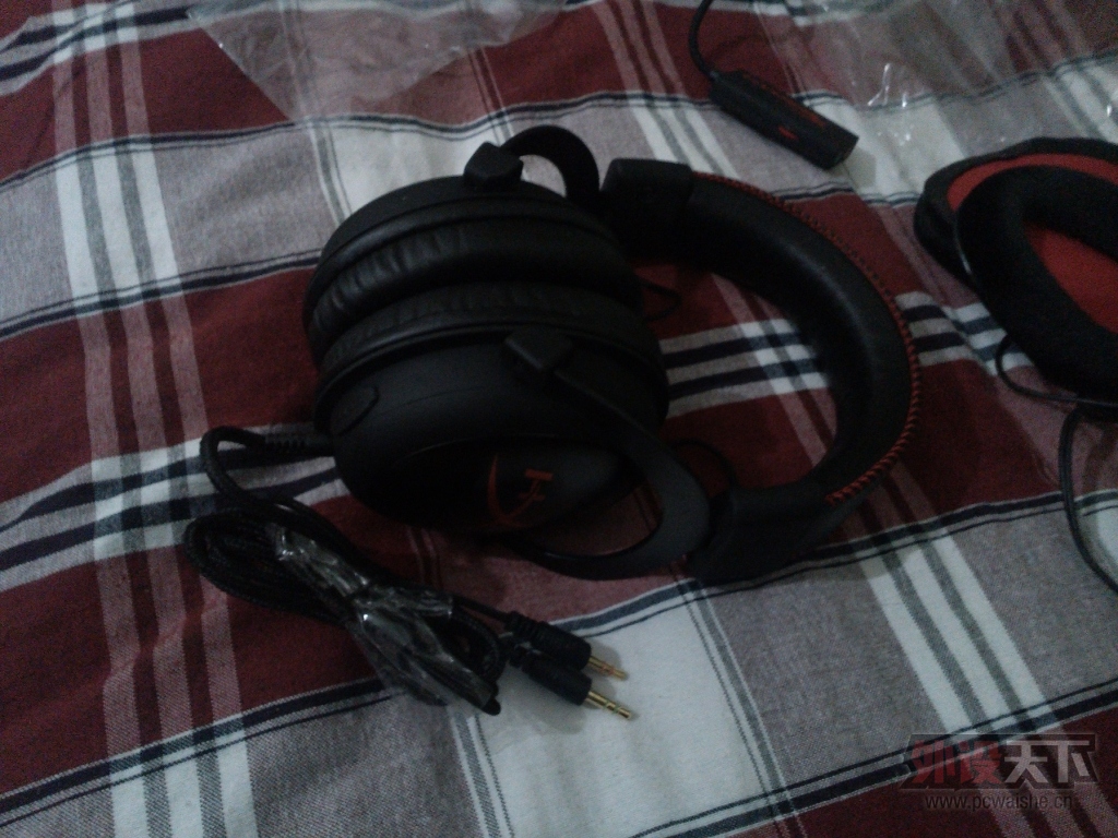 ������������ 9�����Ͻ�ʿ�ٺ��ͣ�Kingston��Hyperx Cloud����˳�����