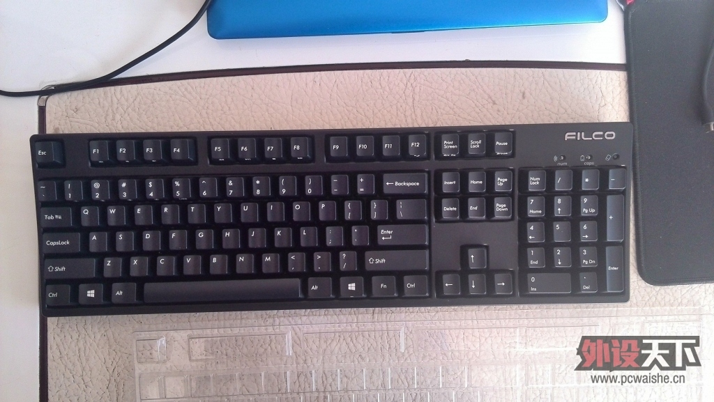 143840aek2z6c2qw62ws46.jpg