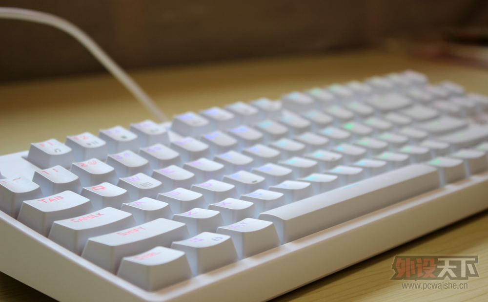 �����Լ۱�. RK RG987 RGB ͼ��+����.