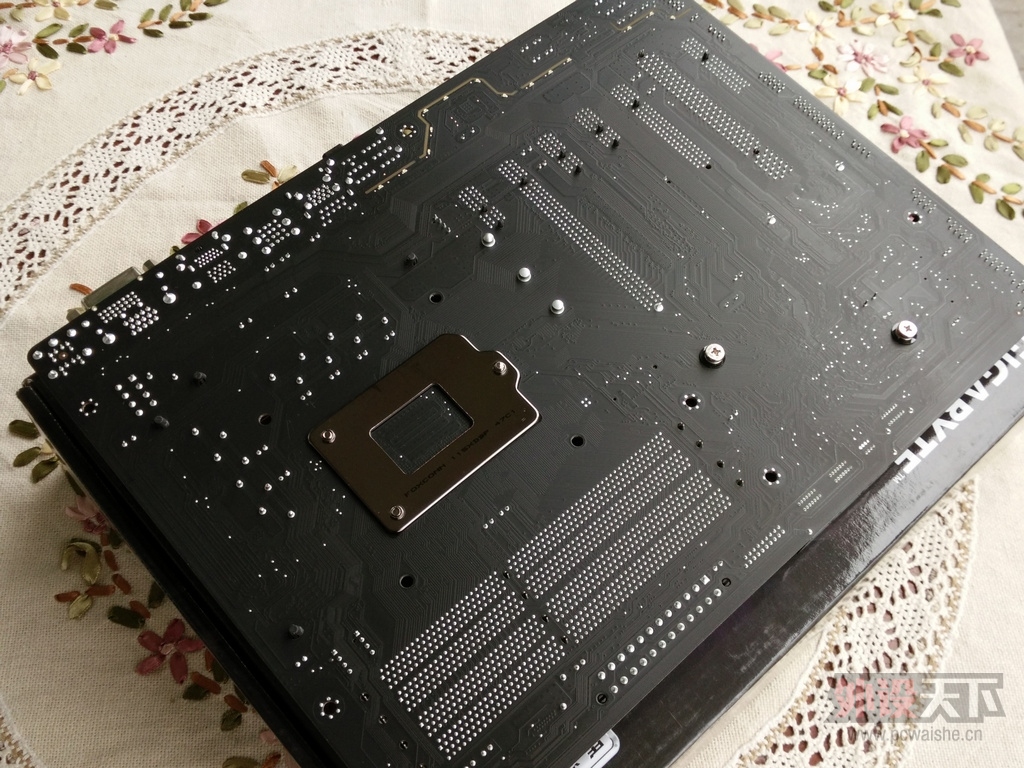 ����Z97X-UD3H����+Epicgear�켫1600MHzְҵ�羺�ڴ����ֳ�Ƶ����