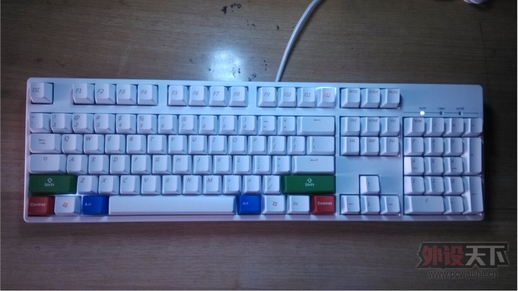 Ĵ