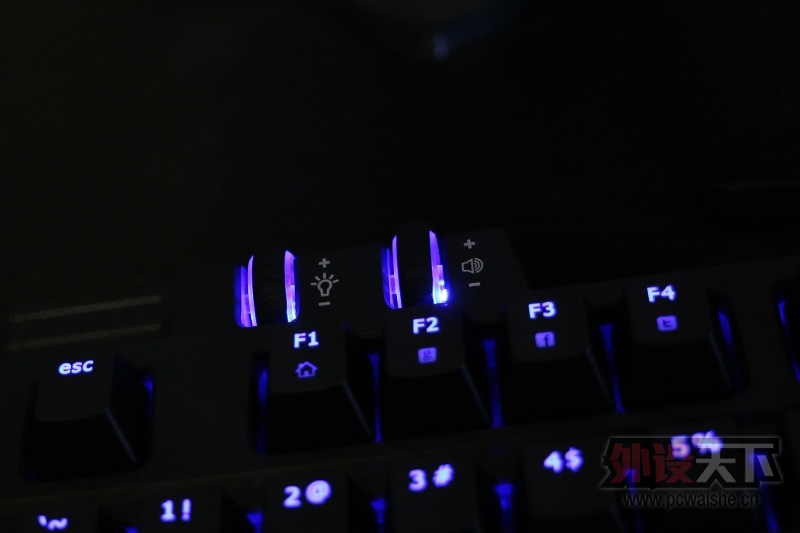AORUS THUNDER K3 ���ֳ�����������������⣡�����գ�