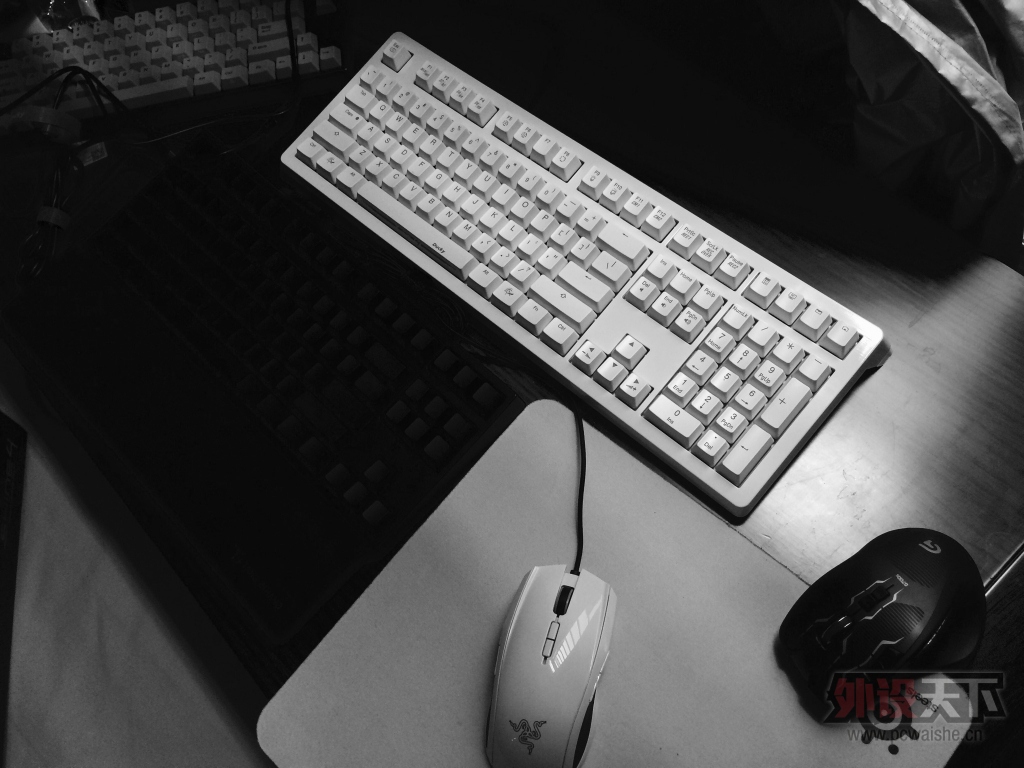���Ϻ����Ѵ󵶣�ducky S4��ɫ�ر�� ���� 850