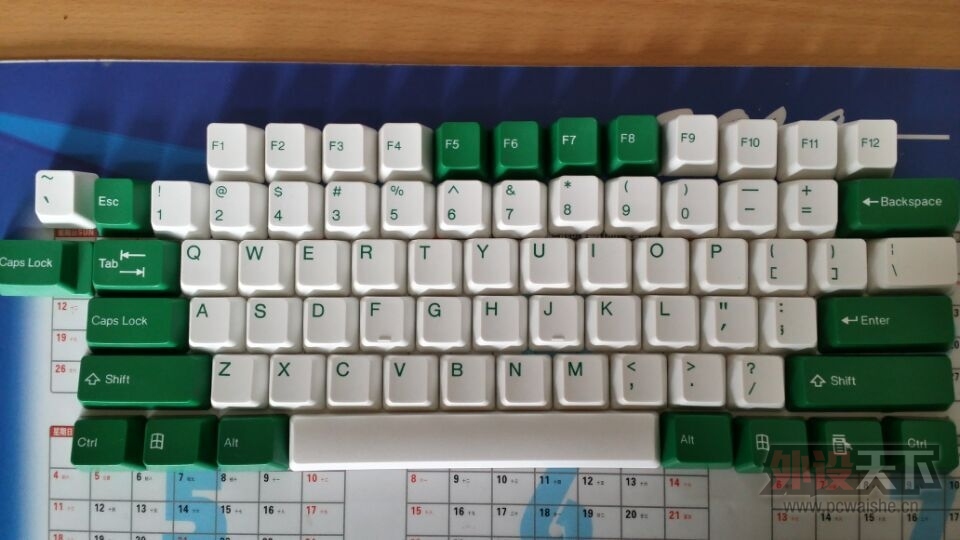 ɫ