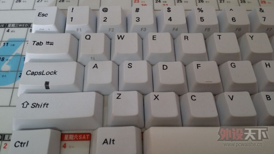 ɫ