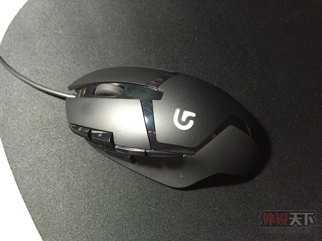 g402