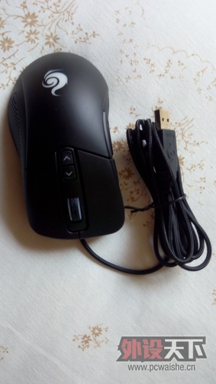 161654exupl3ao8gyu13xl.jpg