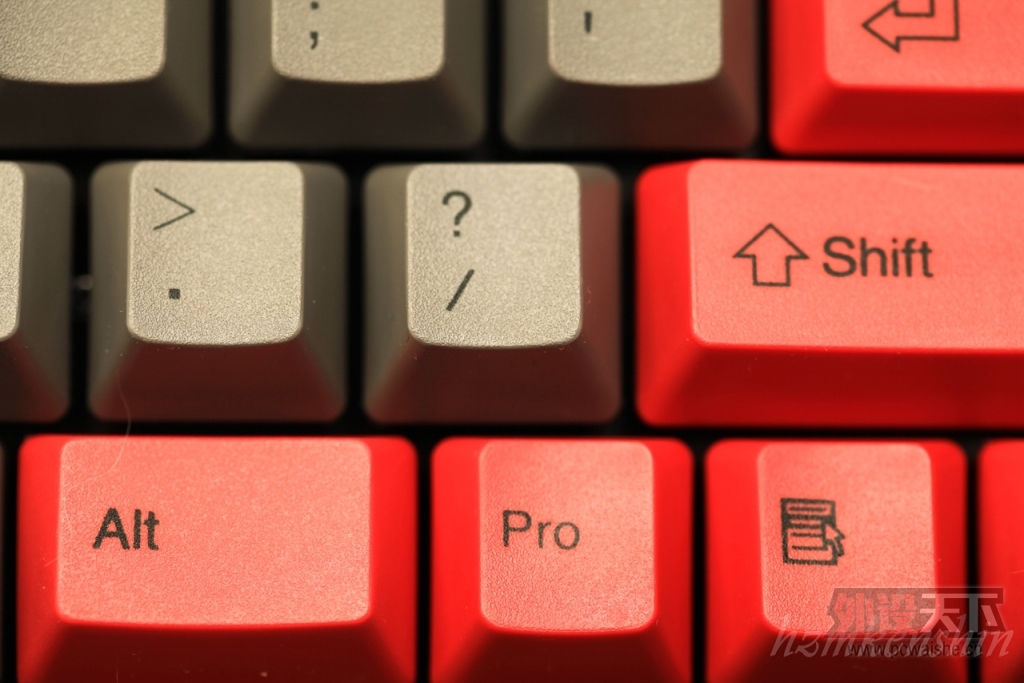 --ɫREALFORCE 104PRO ȫ30g