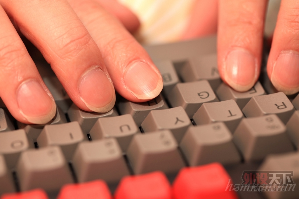 --ɫREALFORCE 104PRO ȫ30g