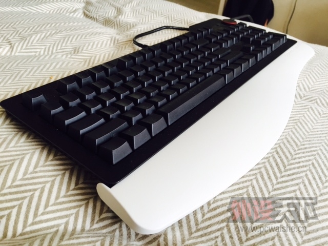 ���� ����
