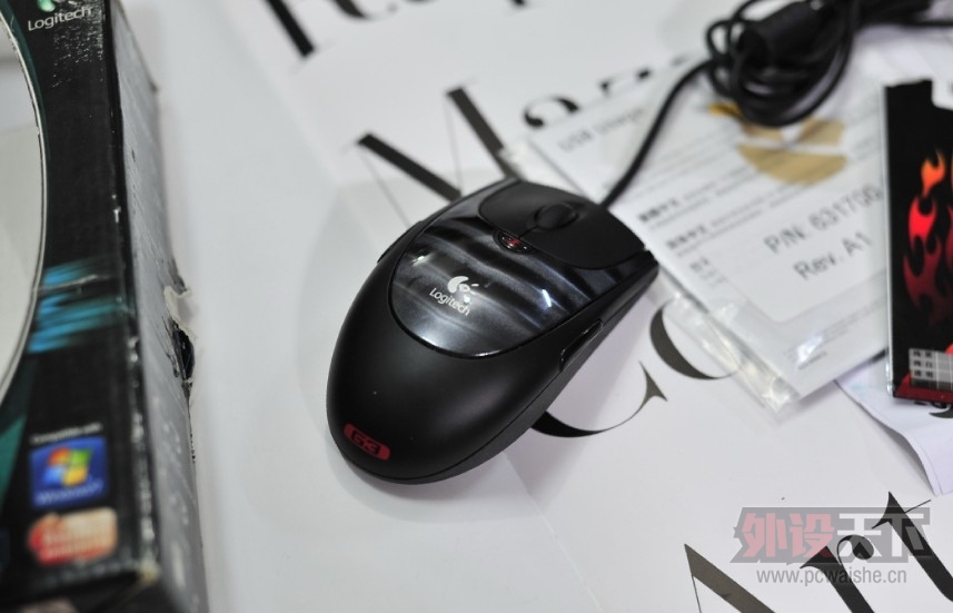 ��������IE3��G3�������裬128G��̬��΢��Wedge��Я����