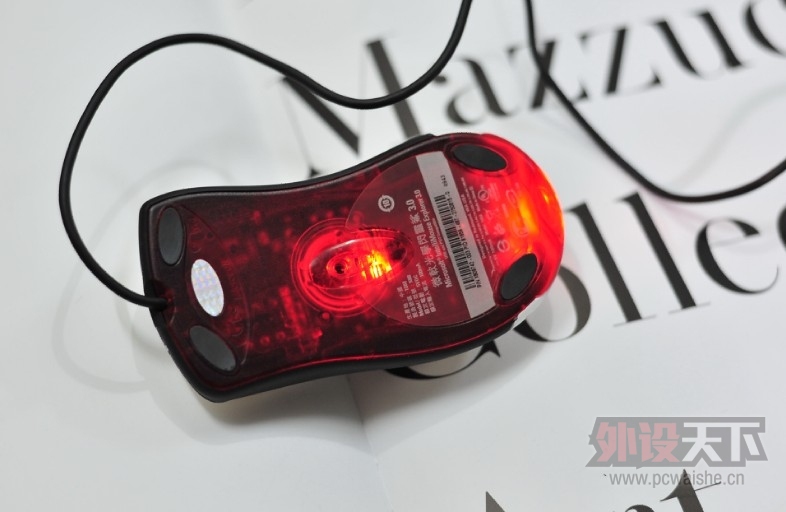 ��������IE3��G3�������裬128G��̬��΢��Wedge��Я����