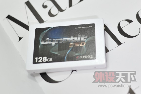 ��������IE3��G3�������裬128G��̬��΢��Wedge��Я����