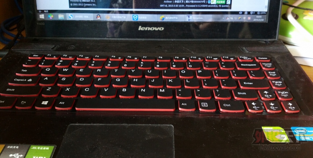 Y400