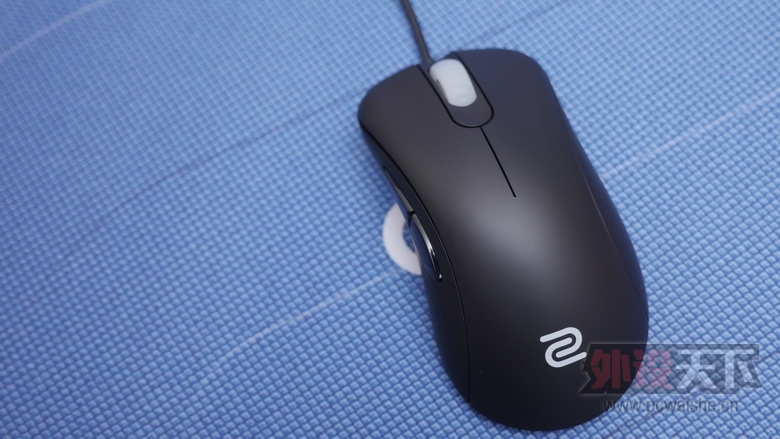 LOGO֮ZOWIE׿EC2-A & G-SR