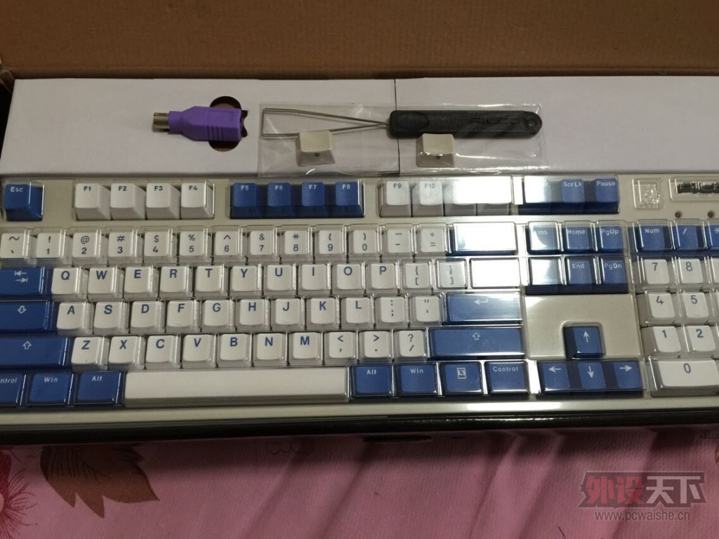 ��F 2����  800Ԫ