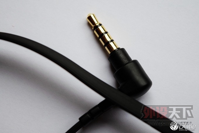 �������� 9.9 �� SONY XB950AP ��������