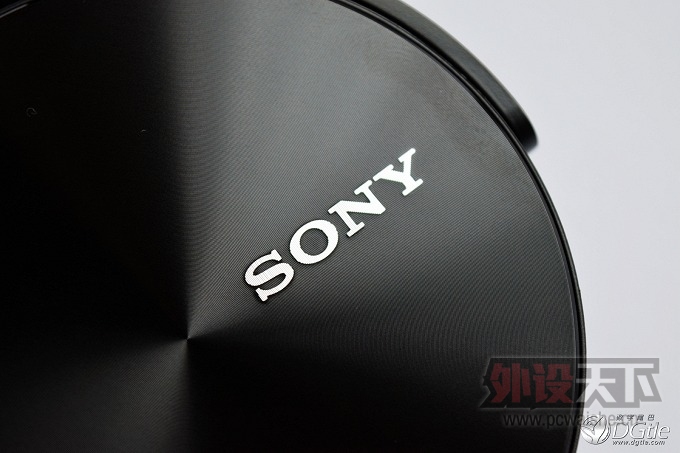 �������� 9.9 �� SONY XB950AP ��������