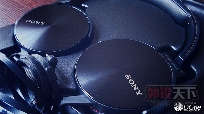 �������� 9.9 �� SONY XB950AP ��������
