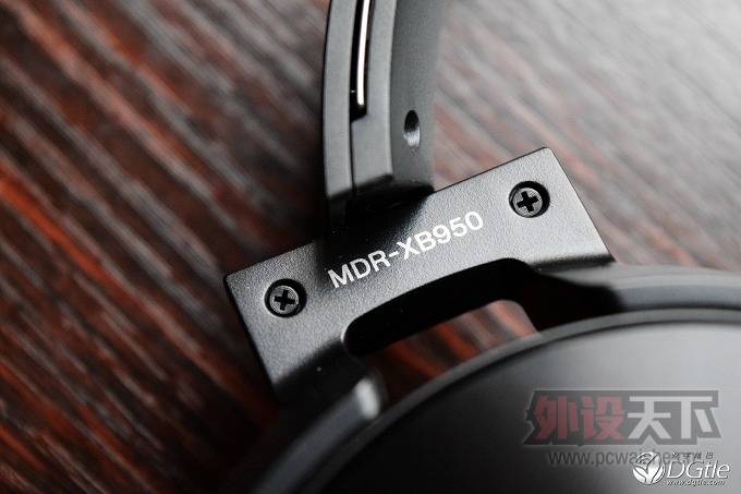 �������� 9.9 �� SONY XB950AP ��������