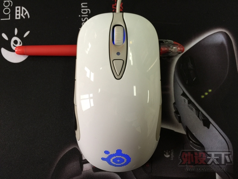 ���ӱ�������ɫ��� ˪��֮��RAW 16��2�¹��� 220����