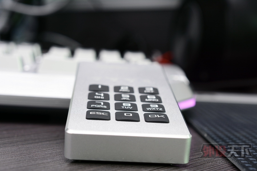 ��20P������Ĵ�U�̣��ȷ�ͼ��������