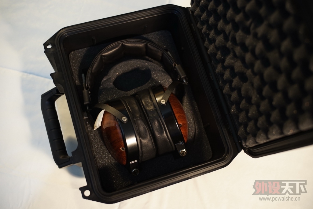 [13P] ����ʽľ��Audeze LCD-XC