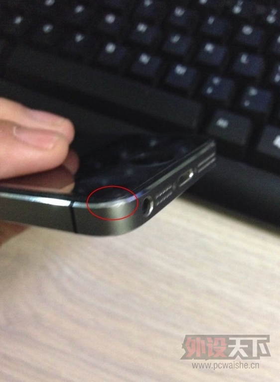 [�ɶ�]IPHONE5S ���е���16G��ɫ 2199