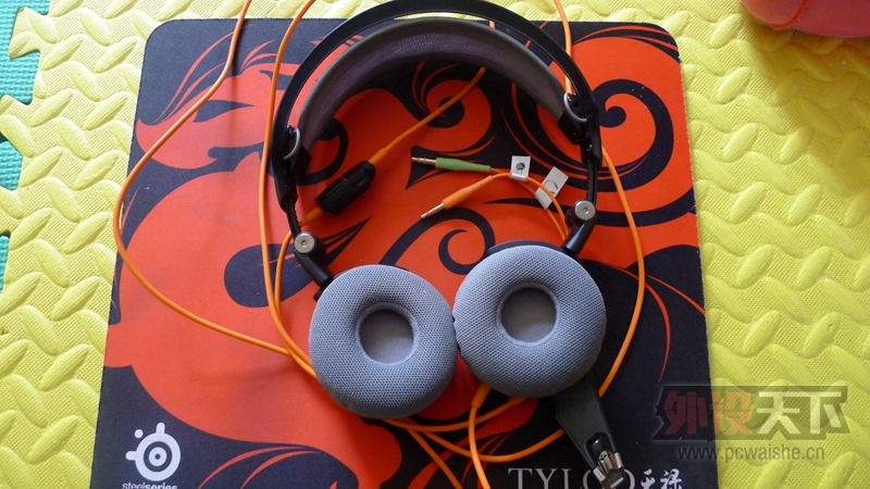 akg-2.jpg