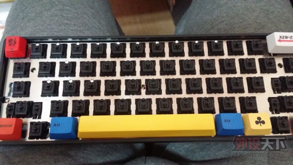 �ڵ�չʾ��ñ������