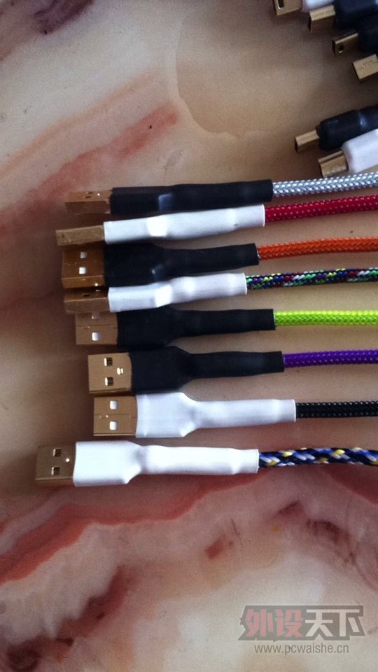 ����ɽ��С����