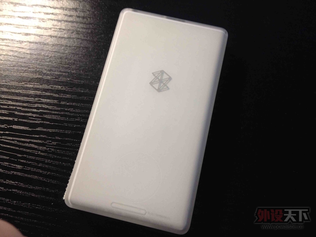 ���Ͼ������ݡ����RAW COD�档 zune30��1800�Ұ׶�ɫ�ѳ�
