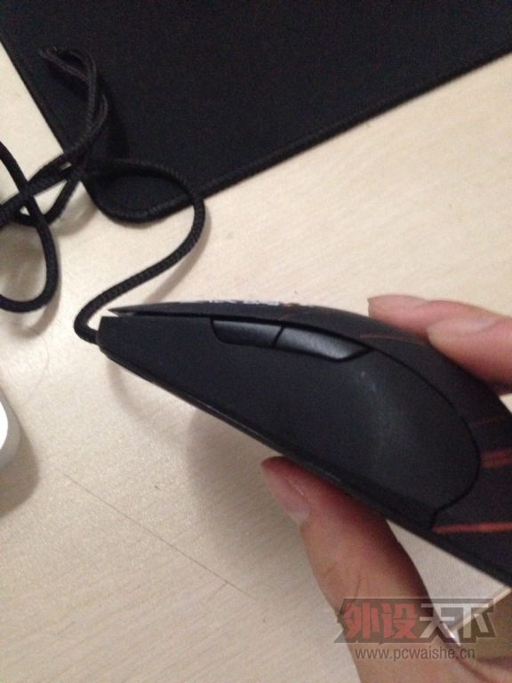 ���Ͼ������ݡ����RAW COD�档 zune30��1800�Ұ׶�ɫ�ѳ�