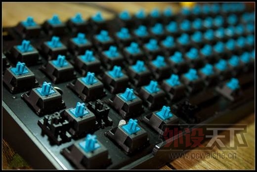 ̸ F104 ỻ