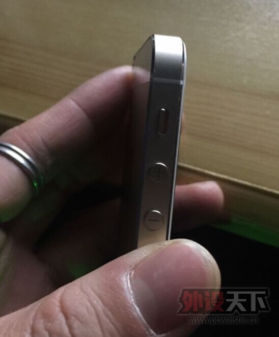 ������������ 5S������16G A1528 �ƶ���ͨ˫4G���ò��~~~UAG͸����