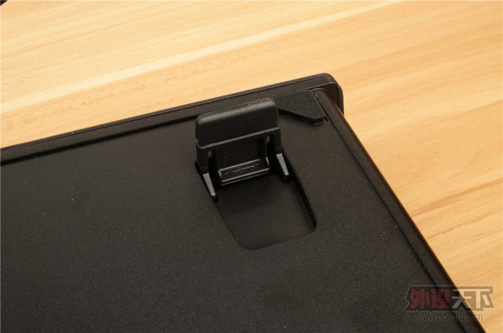 �ƹ��˿�����������Blackwidow Chroma �������