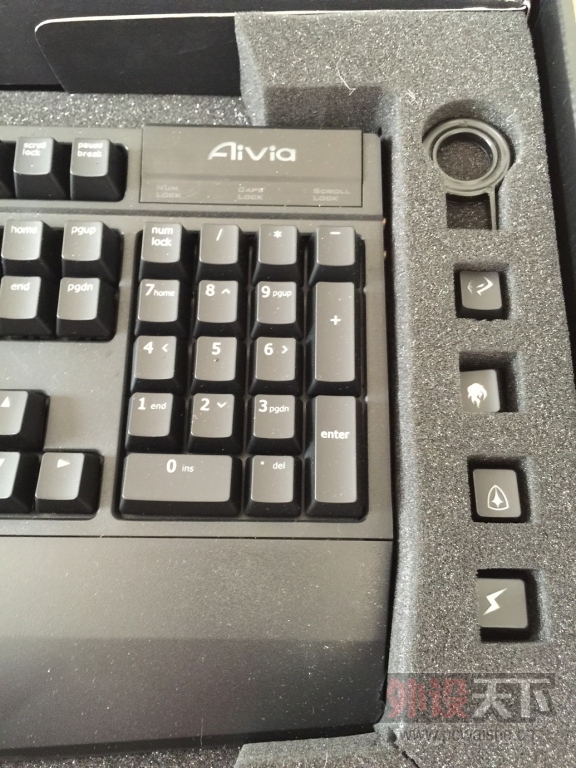 �����������ۼ���Aivia osmium ��������е���̡�KK�Ϲ�̴���С���ñ����������