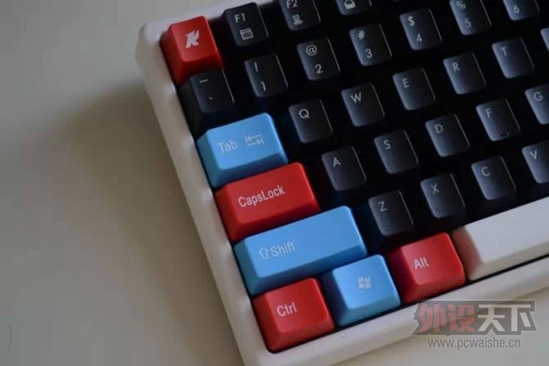 ���ѳ������������