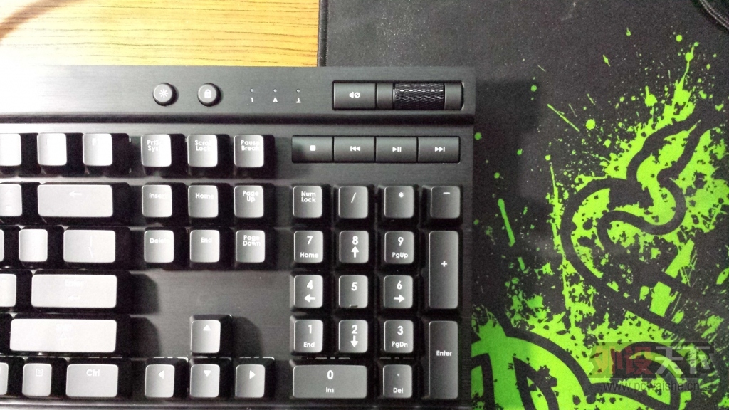 ��������K70RGB---��������---RGB��е����