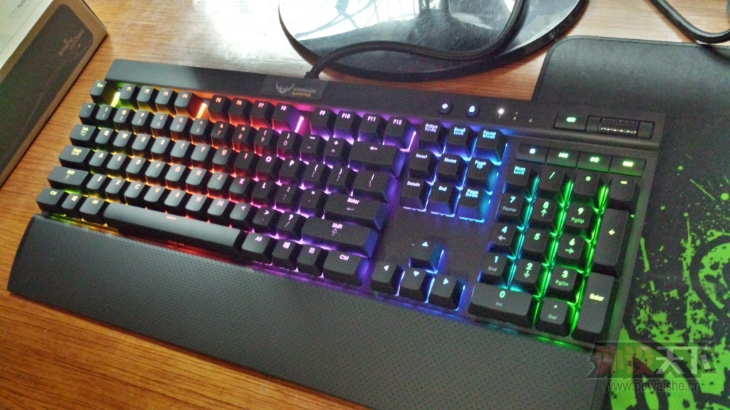 ��������K70RGB---��������---RGB��е����