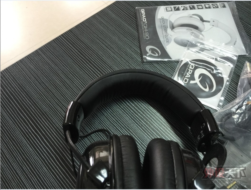 ��������QPAD  QH-90 ��ɫ 9��  450����