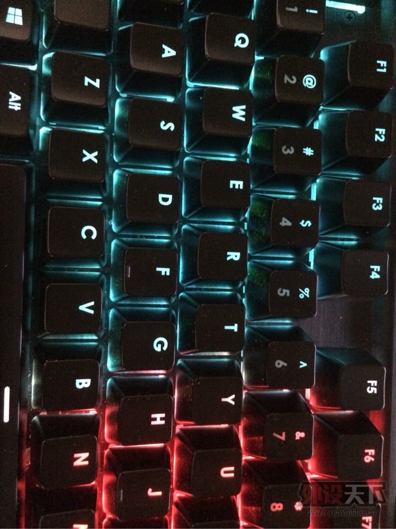 �����������ۺ�����rgb���� �ѳ�