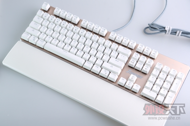 �����᡿��Ϸ����֮ɭ�������ЫV628 RGB �����
