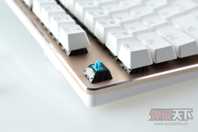 �����᡿��Ϸ����֮ɭ�������ЫV628 RGB �����