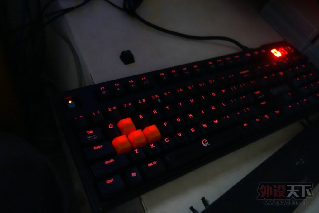 [����]Qpad MK85 ���� ��400 ͼƬ�Ѹ���